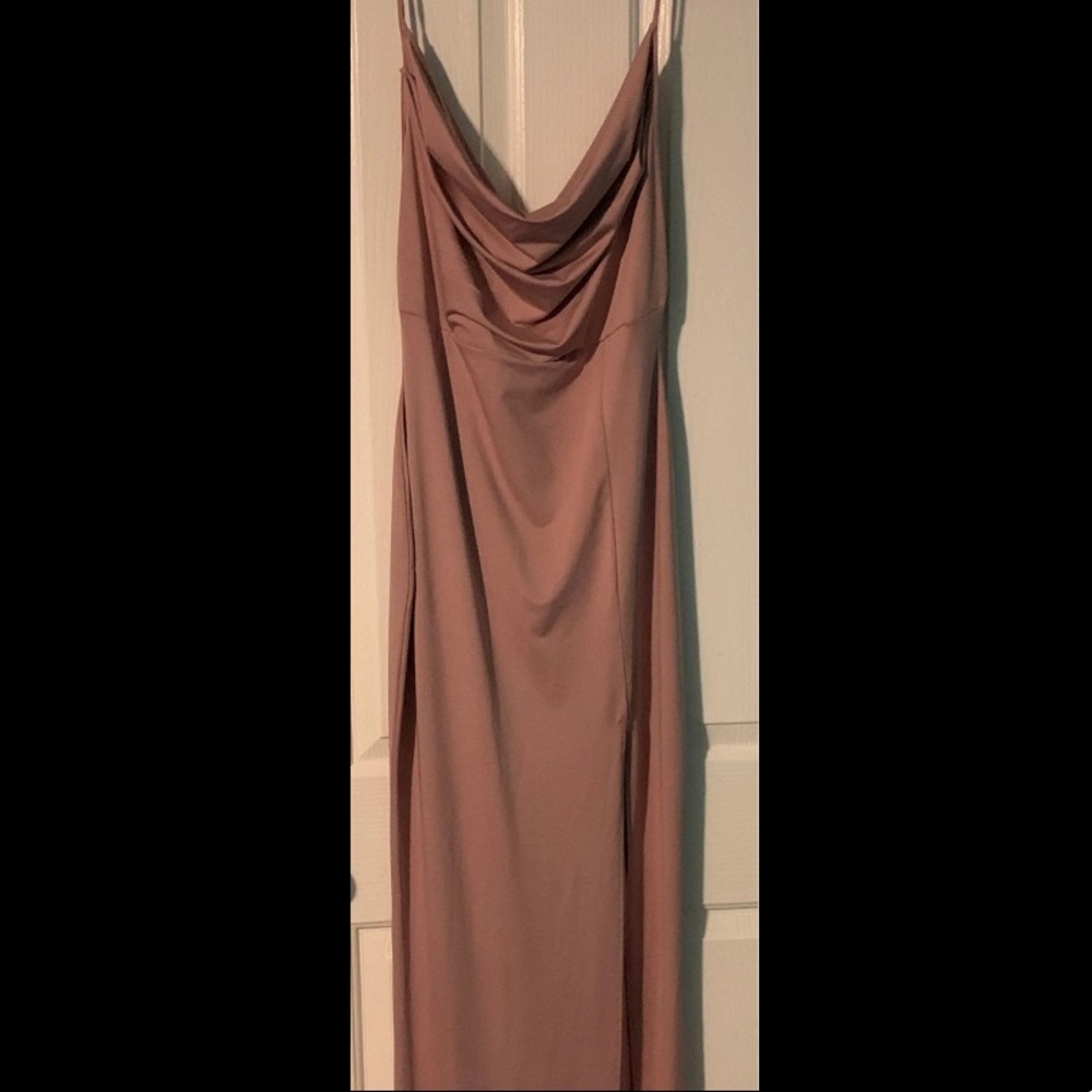FORMAL DRESS - Picture 2 of 3